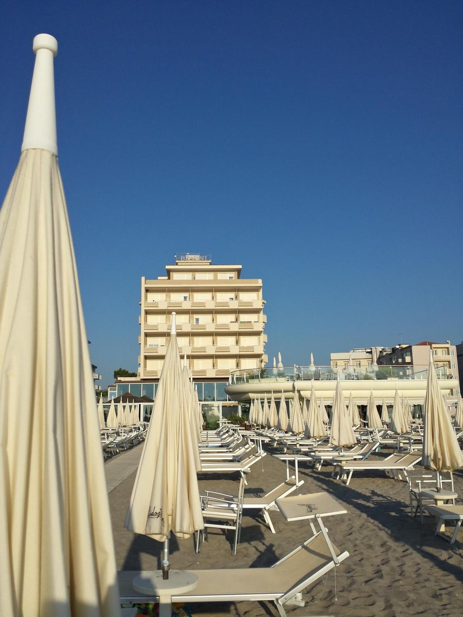 Hotel Benini 밀라노마리티마 외부 사진