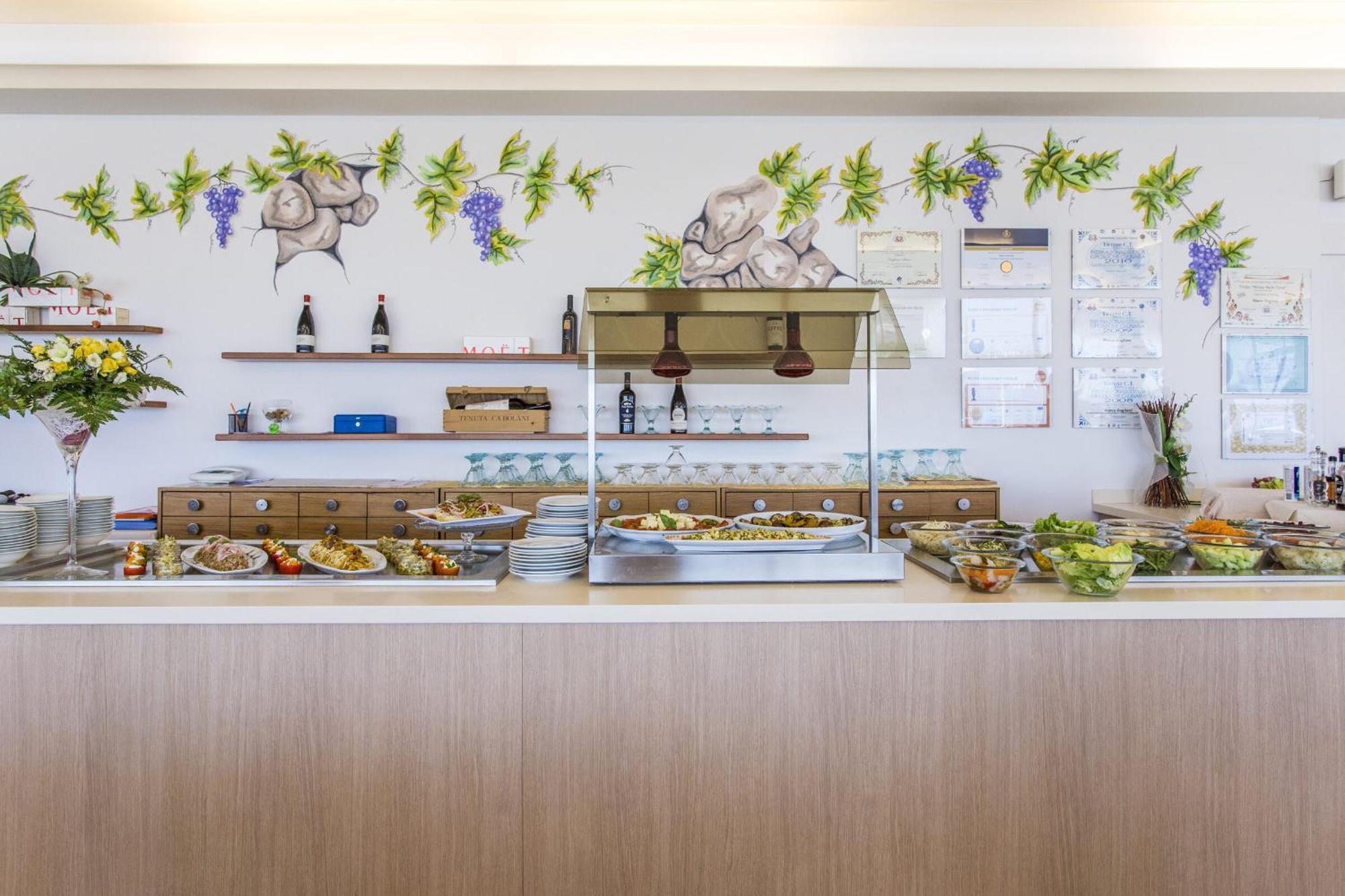 Hotel Benini 밀라노마리티마 외부 사진