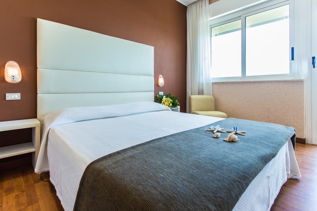 Hotel Benini 밀라노마리티마 외부 사진